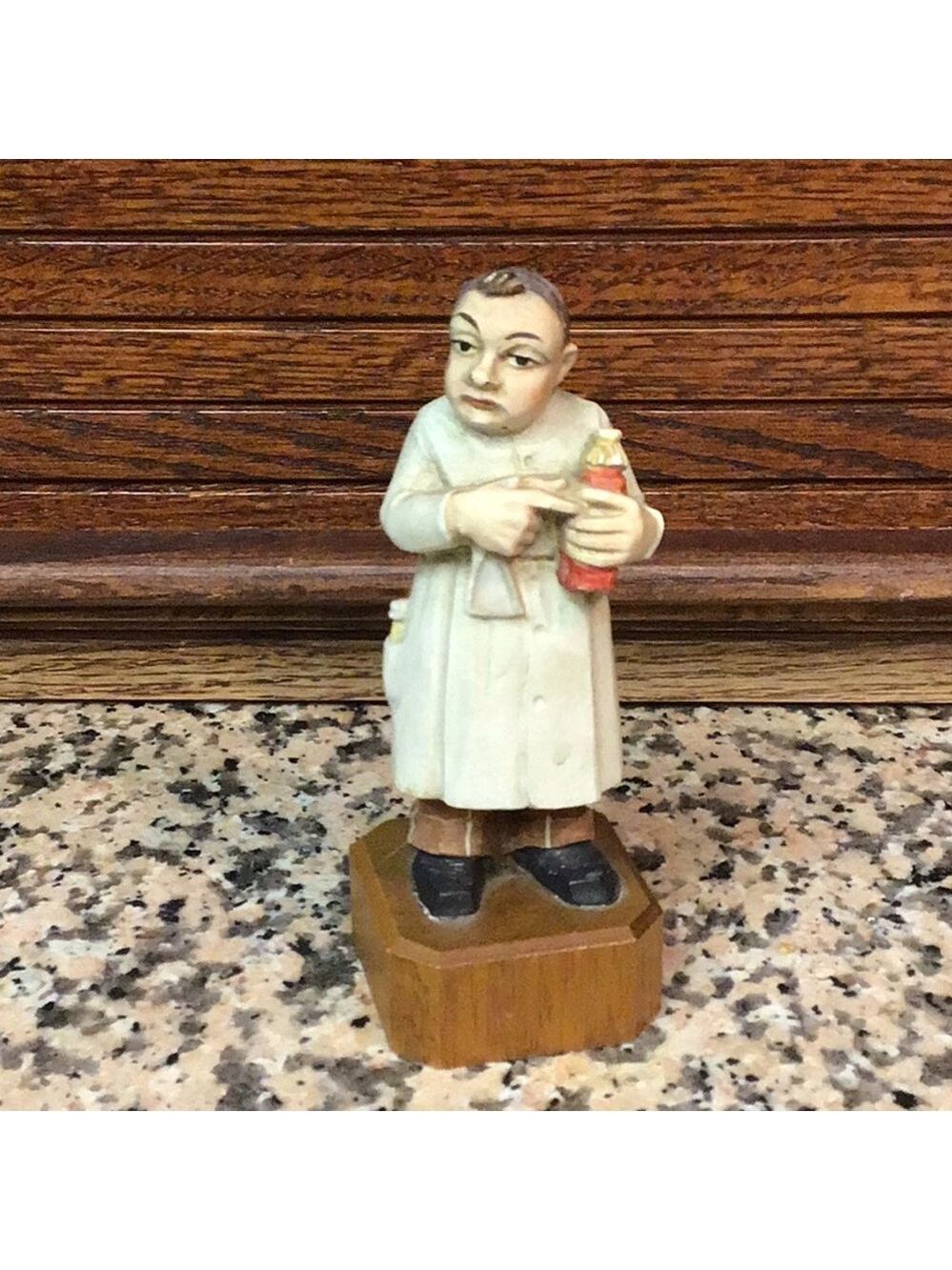 Vintage Italina Anri Toriart folk art Pharmacist